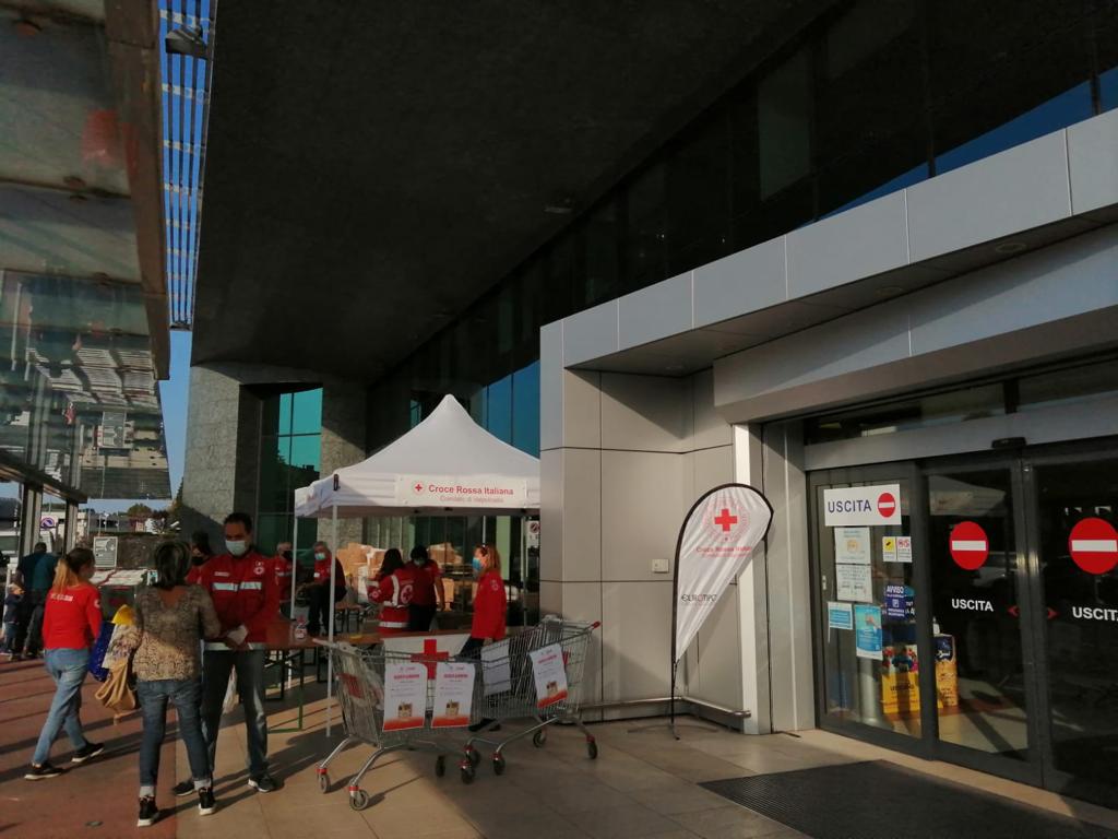 Croce Rossa Italiana comitato di Valpolicella raccolta alimentare